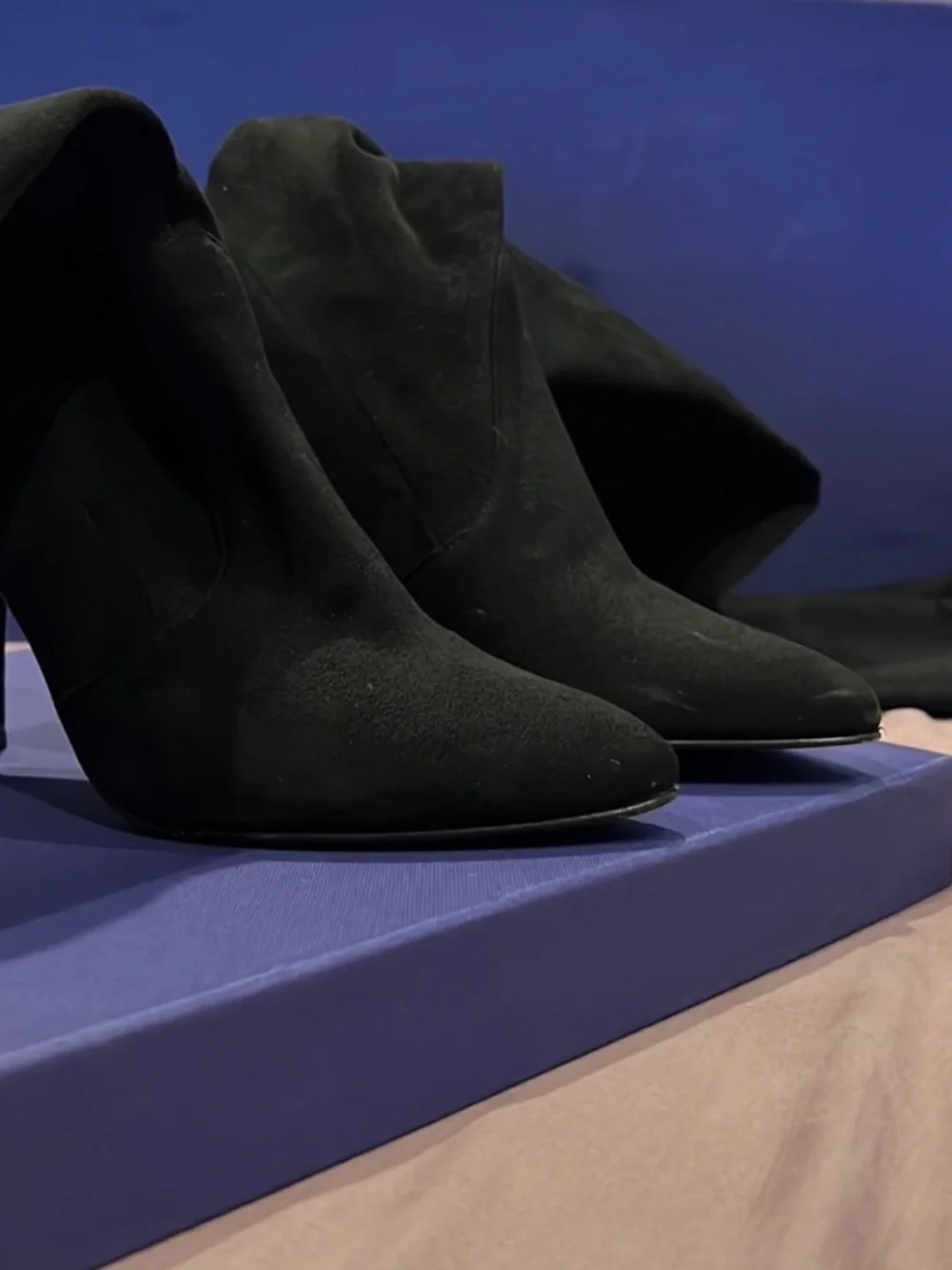 Stuart Weitzman stuart weitzman